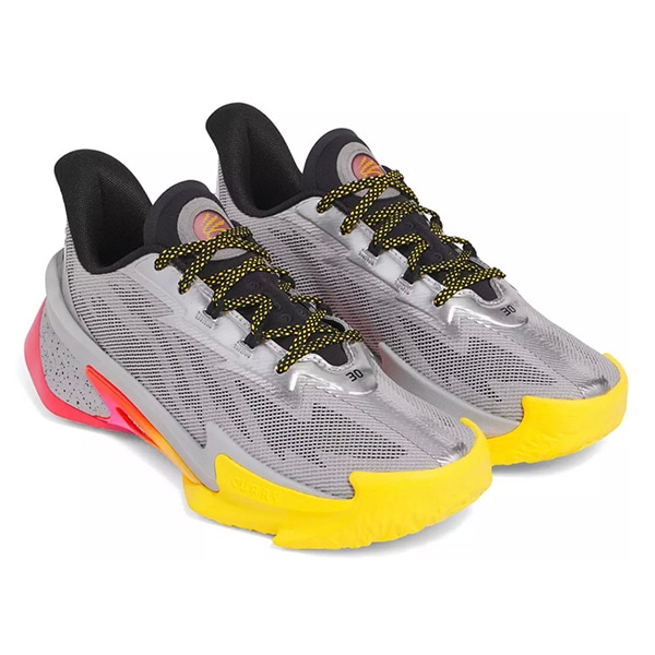 UNDER ARMOUR CURRY SERIES 7 'IRON SHARPENS IRON' アンダーアーマー