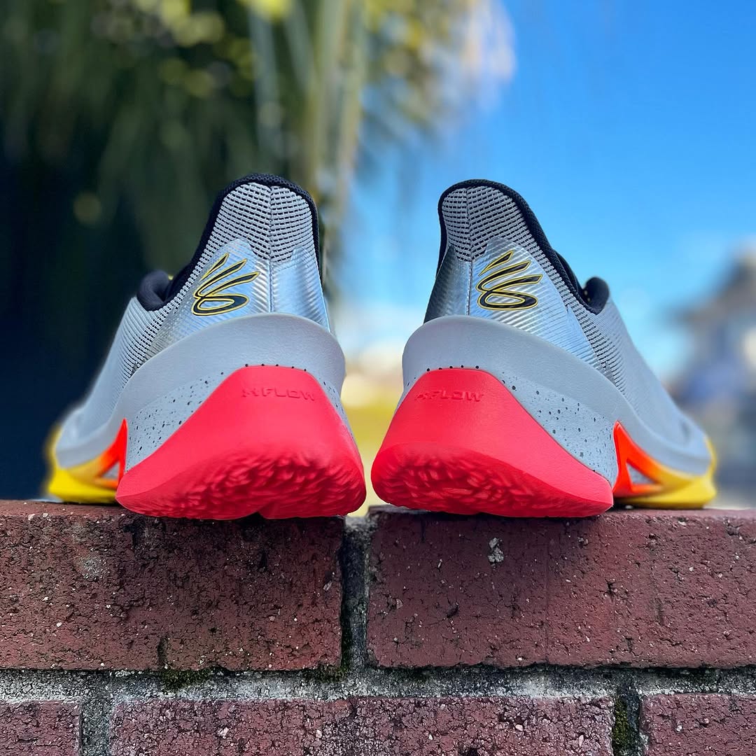 UNDER ARMOUR CURRY SERIES 7 'IRON SHARPENS IRON' アンダーアーマー