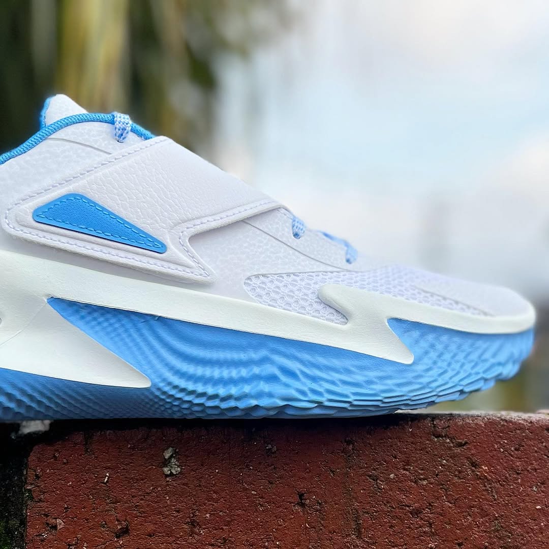 UNDER ARMOUR CURRY FOX 2 'BLUE FLAME' アンダーアーマー カリー