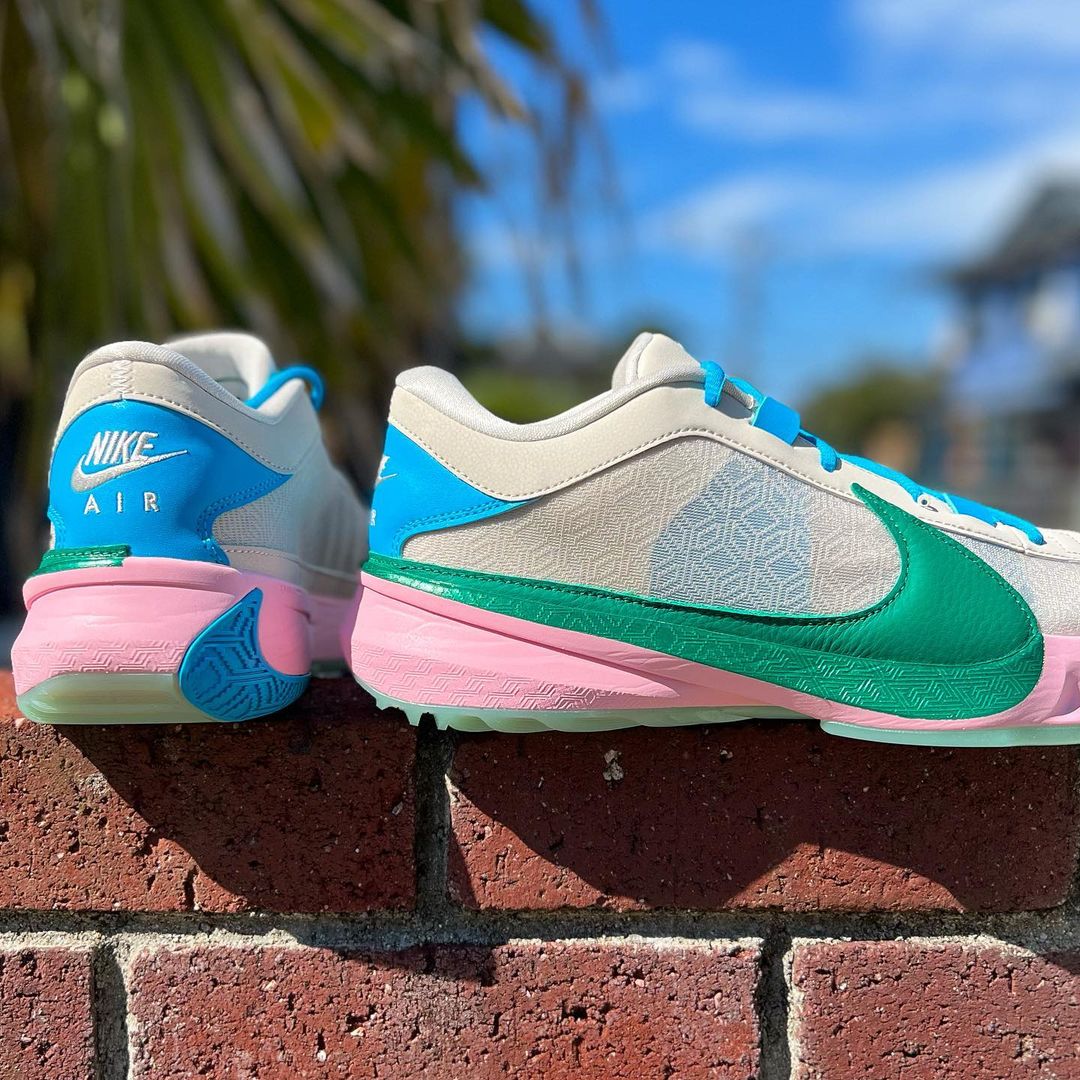 NIKE ZOOM FREAK 5 FIVE THE HARD WAY ナイキ ズーム フリーク 5