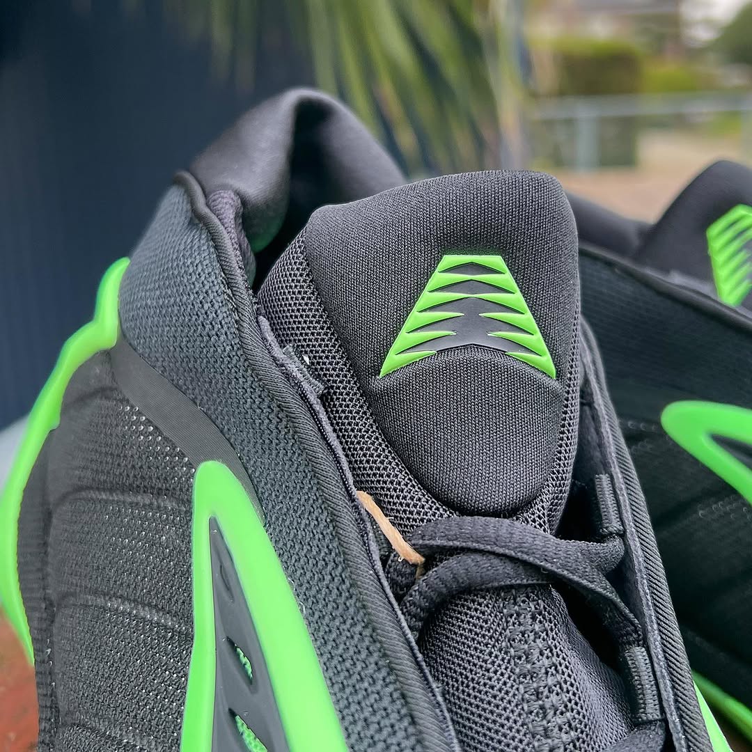 ADIDAS ANTHONY EDWARDS 2 アディダス アンソニー エドワーズ 2 core