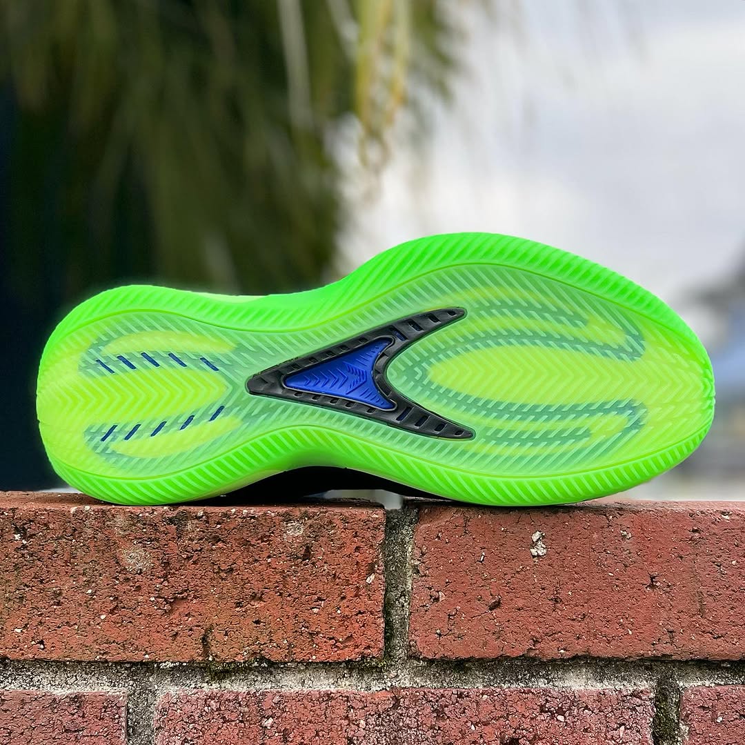 ADIDAS ANTHONY EDWARDS 2 アディダス アンソニー エドワーズ 2 core
