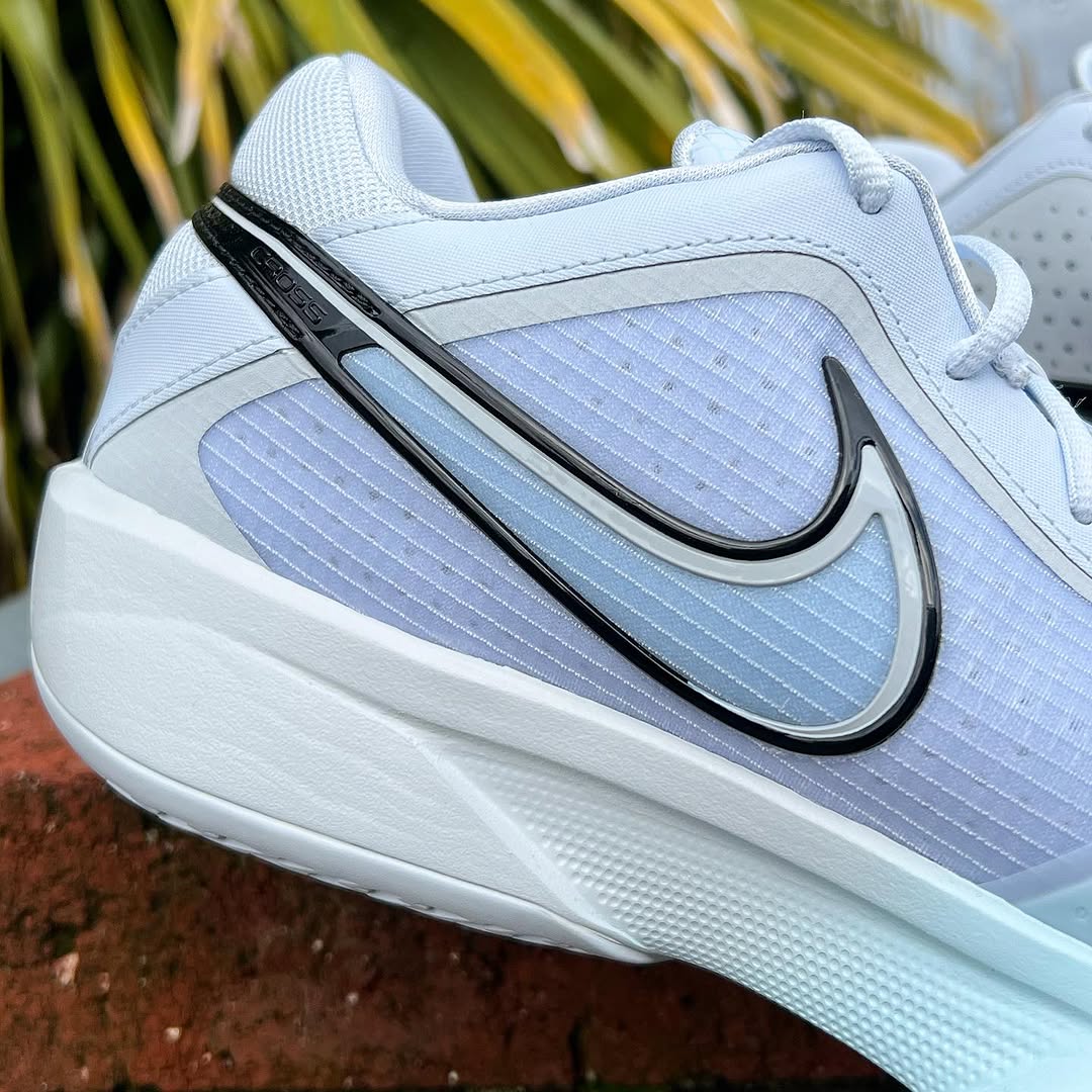 NIKE AIR ZOOM G.T. CUT CROSS ナイキ エア ズーム GT カット クロス