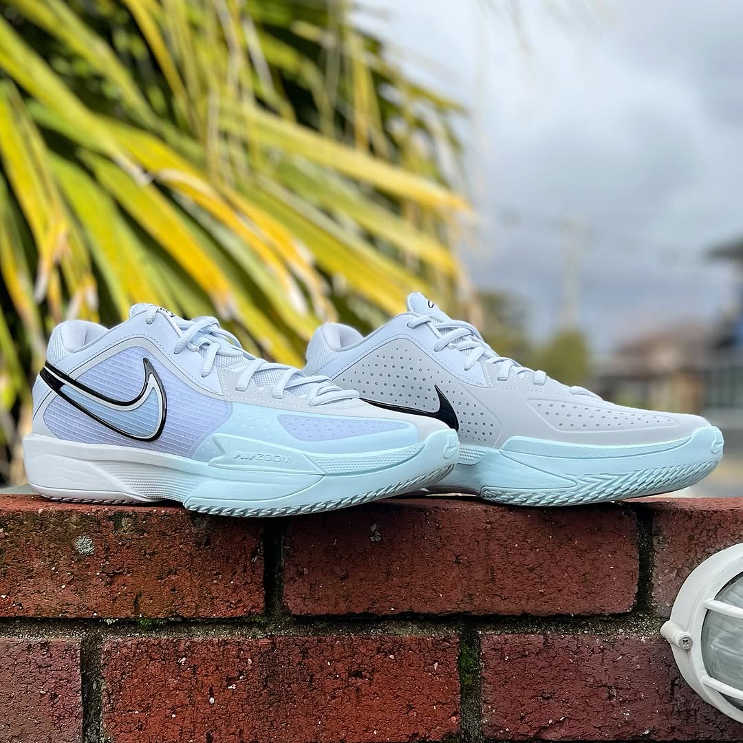 新品　NIKE ナイキ　エアズーム　バスケットシューズ NIKE ナイキ（NIKE）（メンズ、レディース）バスケットシューズ