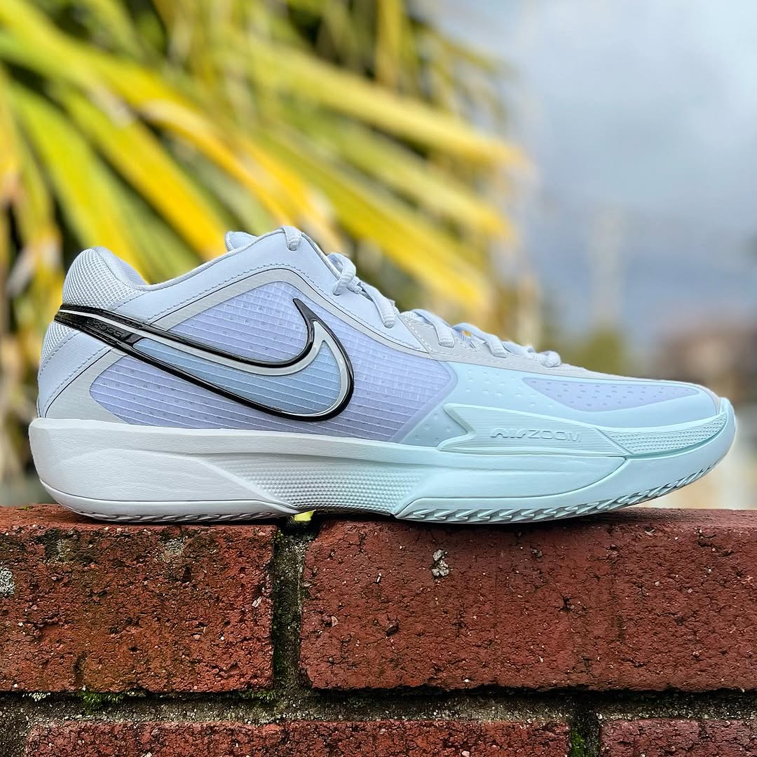 Nike AIR バスケットボールシューズ 決算期間限定価格 ナイキ エア ズーム G.T.カット3 SE GS HJ3903