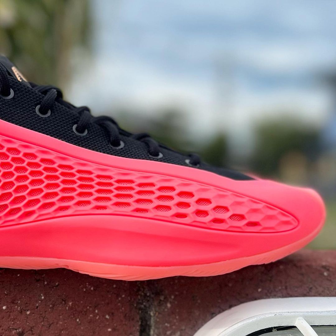 ADIDAS A.E. 1 LOW アディダス アンソニー エドワーズ 1 ロー