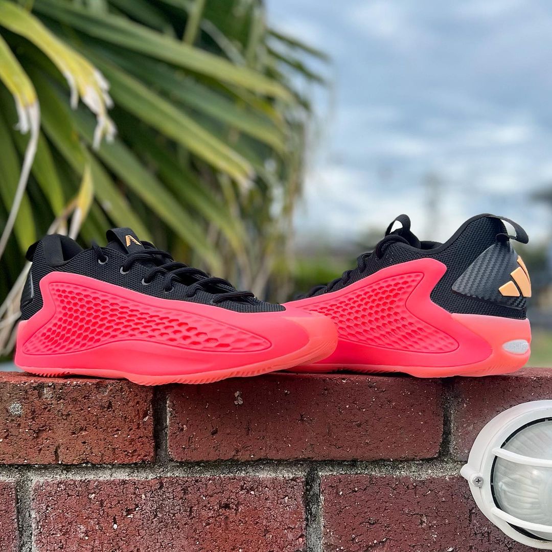 ADIDAS A.E. 1 LOW アディダス アンソニー エドワーズ 1 ロー