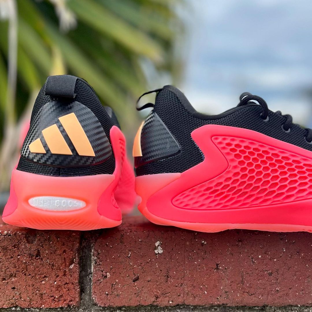 ADIDAS A.E. 1 LOW アディダス アンソニー エドワーズ 1 ロー