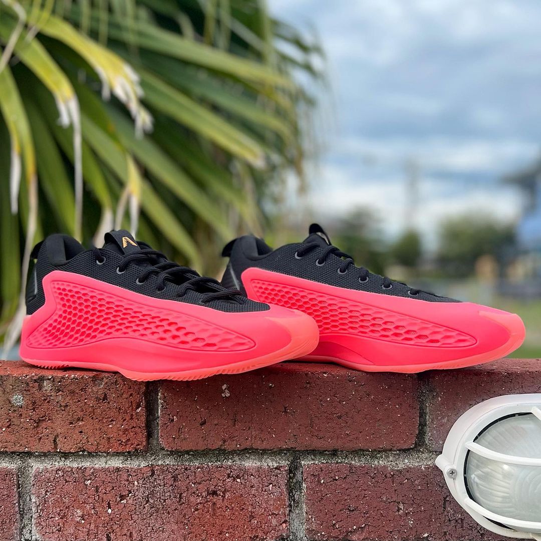 ADIDAS A.E. 1 LOW アディダス アンソニー エドワーズ 1 ロー