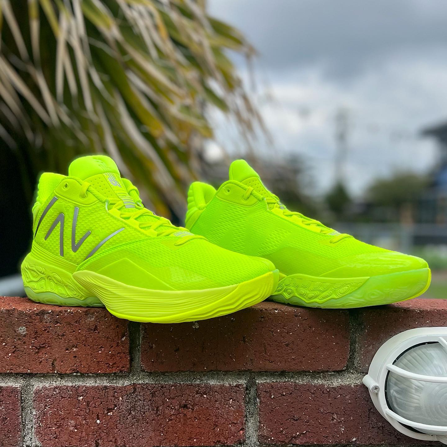 NEW BALANCE FUELCELL TWO WXY V4 ニューバランス バッシュ