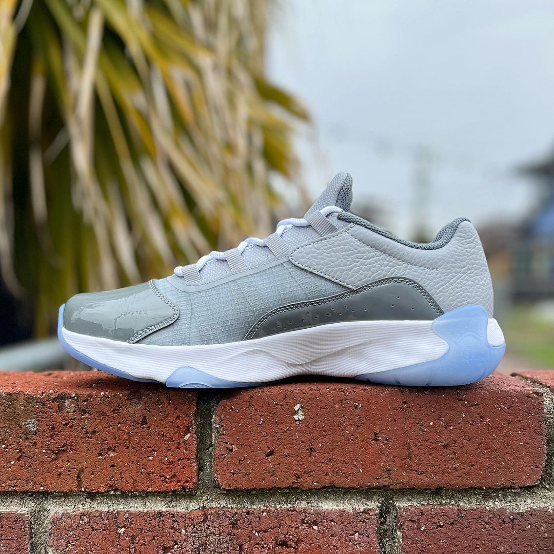 AIR JORDAN 11 CMFT LOW 'COOL GREY' エア ジョーダン 11 コンフォート