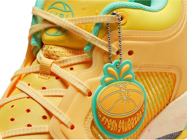 AIR JORDAN XXXVII LOW 'EYBL' ナイキ エア ジョーダン 37 ローカット