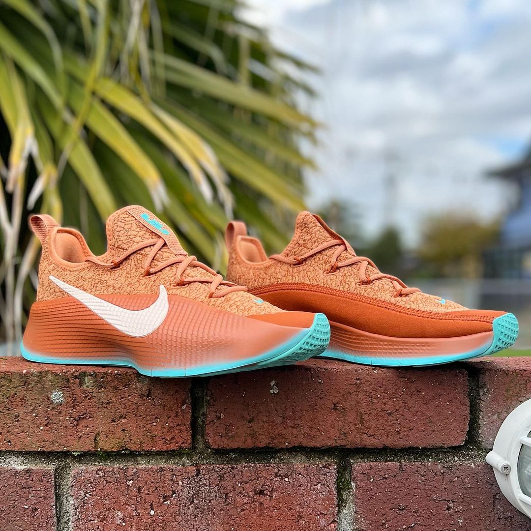 NIKE LEBRON TR 1 'BUTTER WITH AGE' ナイキ レブロン トレーナー 1