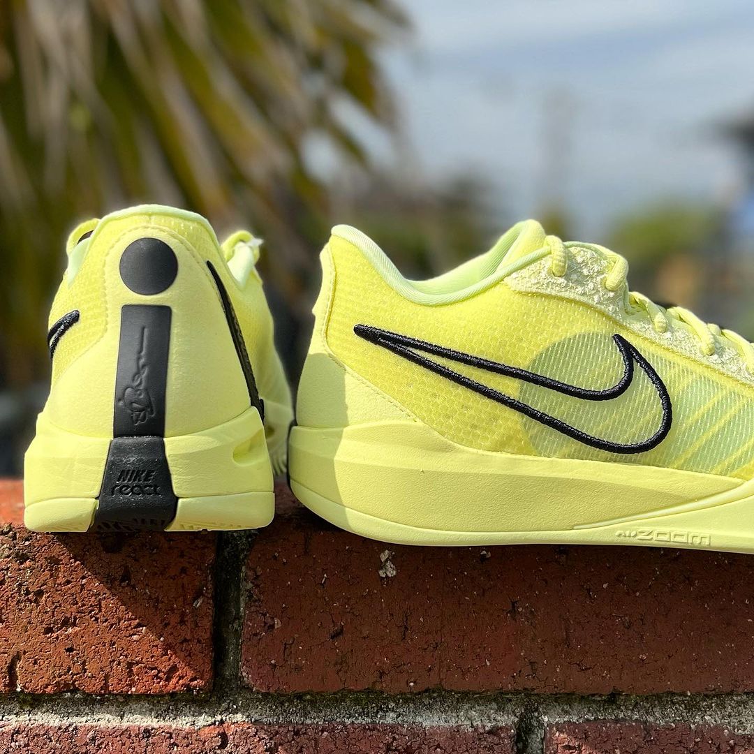 NIKE SABRINA 1 'LUMINOUS GREEN' ナイキ サブリナ 1 ウィメンズ