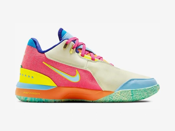 NIKE ZOOM LEBRON NXXT GEN AMPD ナイキ ズーム レブロン ネクスト