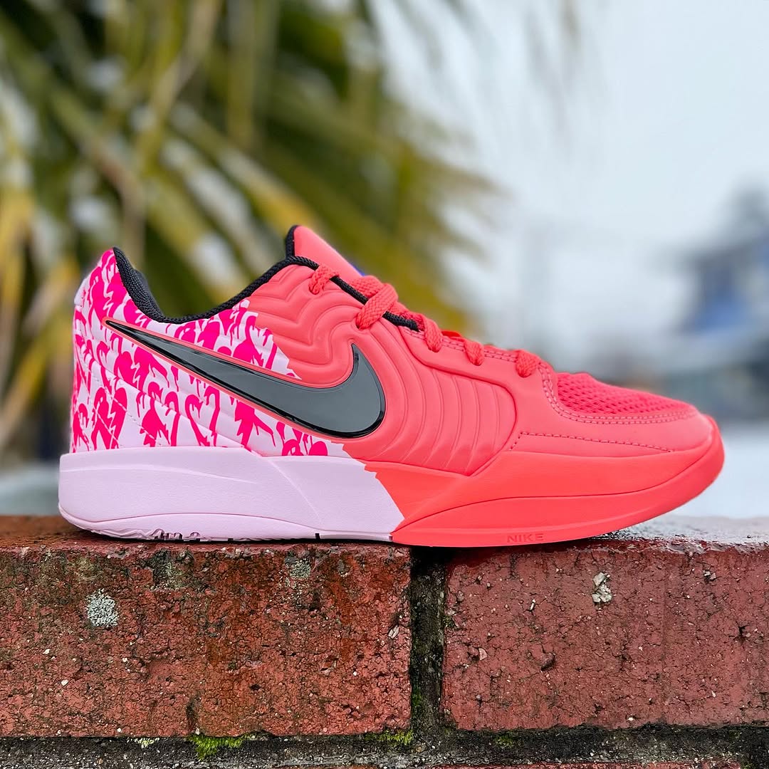 NIKE JA 2 GS 'HEART EYES' ナイキ ジャ 2 ジャ モラント クリスマス