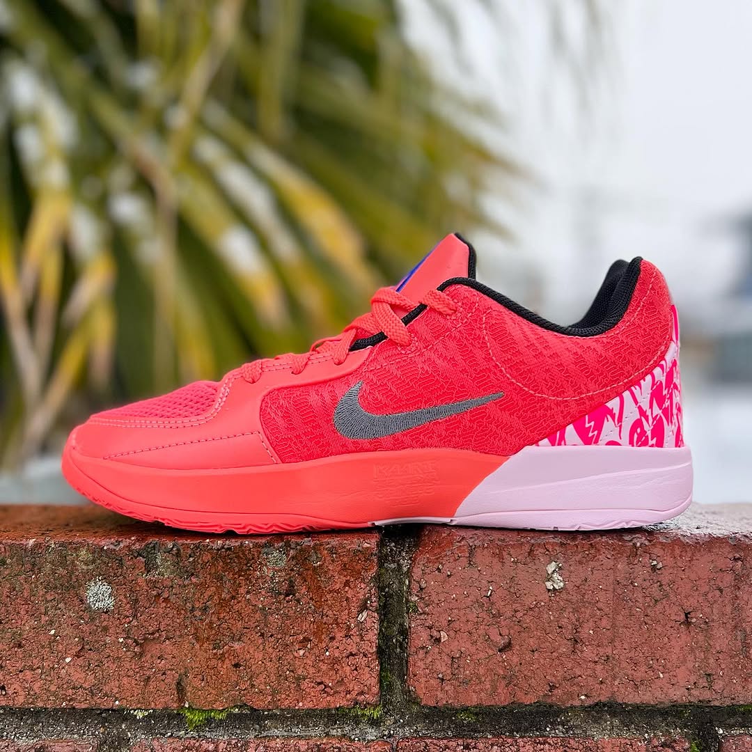 NIKE JA 2 GS 'HEART EYES' ナイキ ジャ 2 ジャ モラント クリスマス