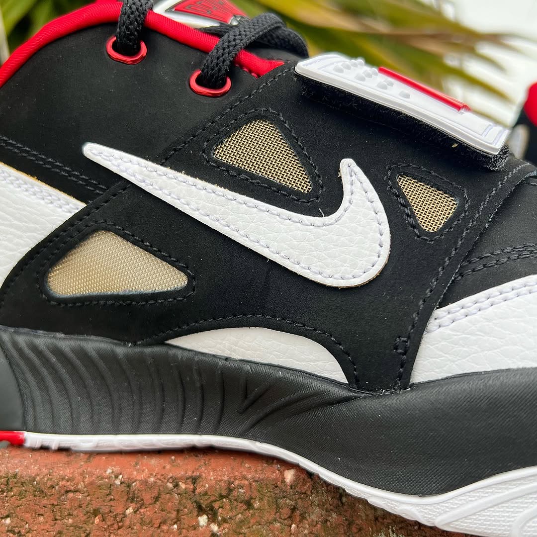 シューズ(男性用) Nike LeBron 21 \"Prime 93\" HQ3479-001 NIKE LEBRON 21 'PRIME 93' ナイキ レブロン 21 プライム 93