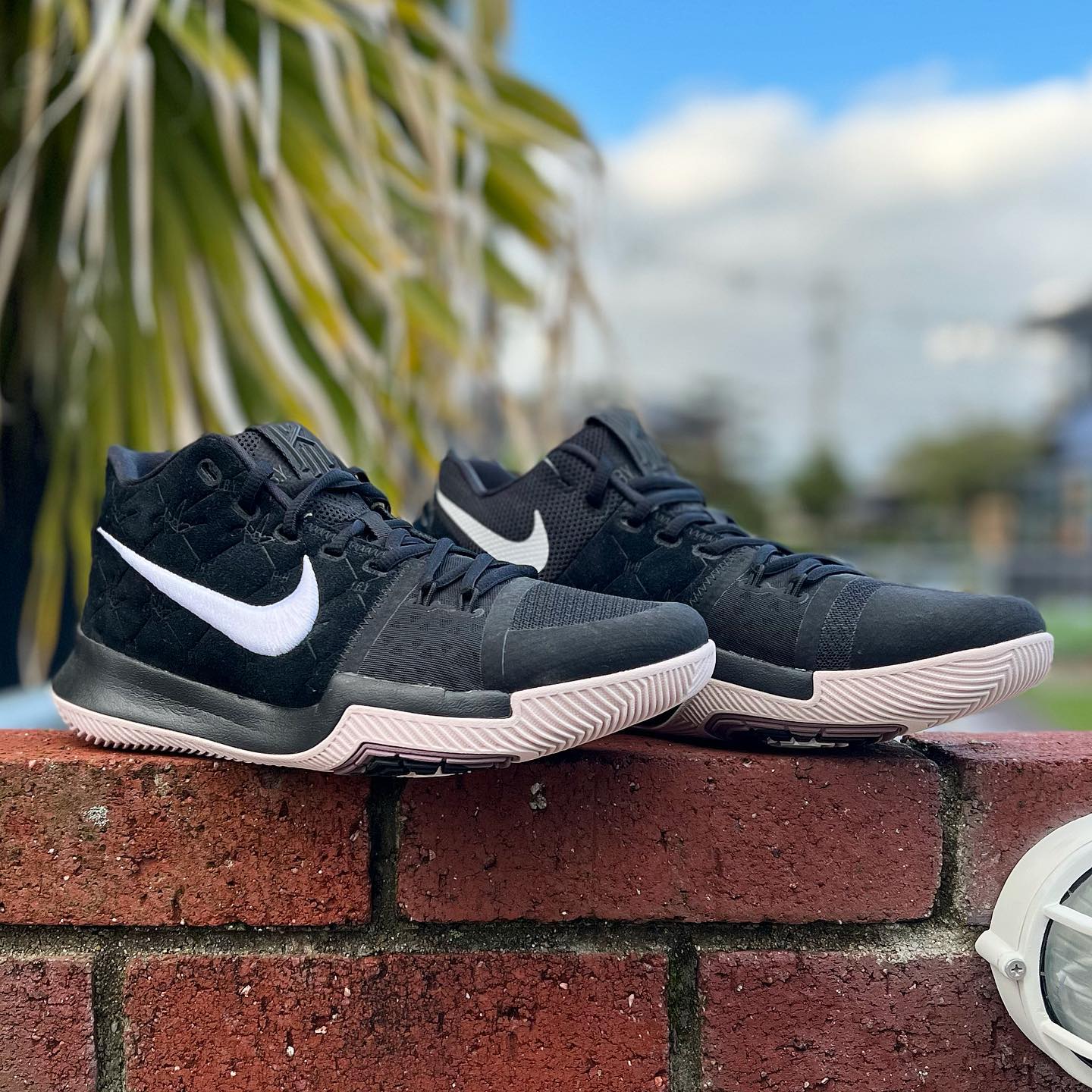 NIKE KYRIE 3 EP ナイキ カイリー3 バッシュ 27cm KYRIE 3 EP - スニーカーショップSKIT