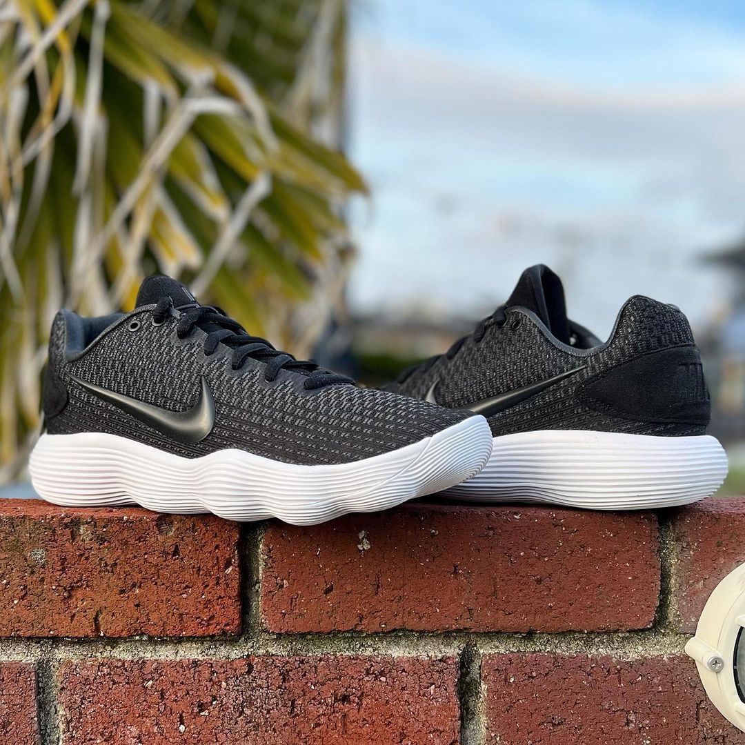 NIKE HYPERDUNK 2017 LOW EP ナイキ ハイパーダンク 2017 EPモデル