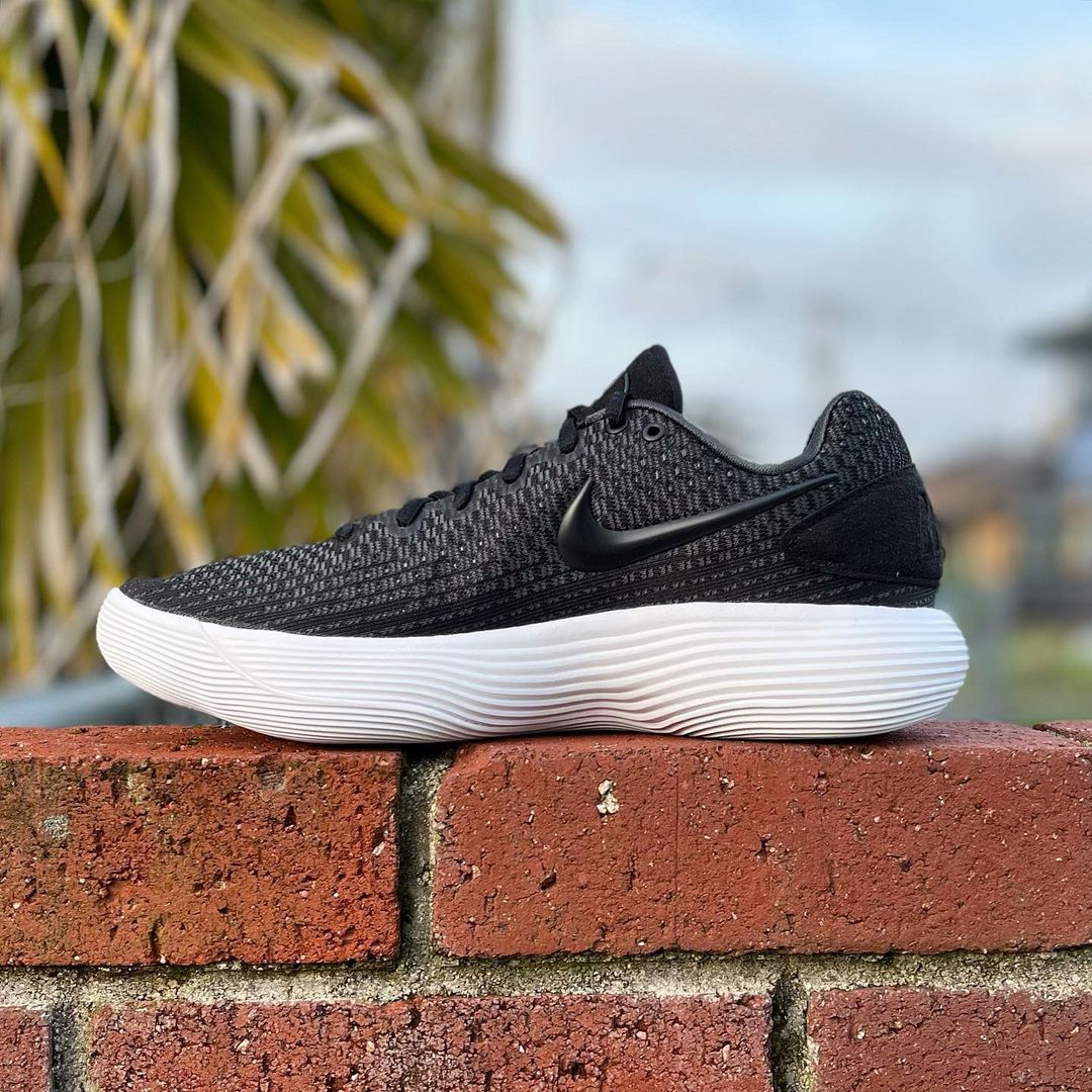 NIKE HYPERDUNK 2017 LOW EP ナイキ ハイパーダンク 2017 EPモデル