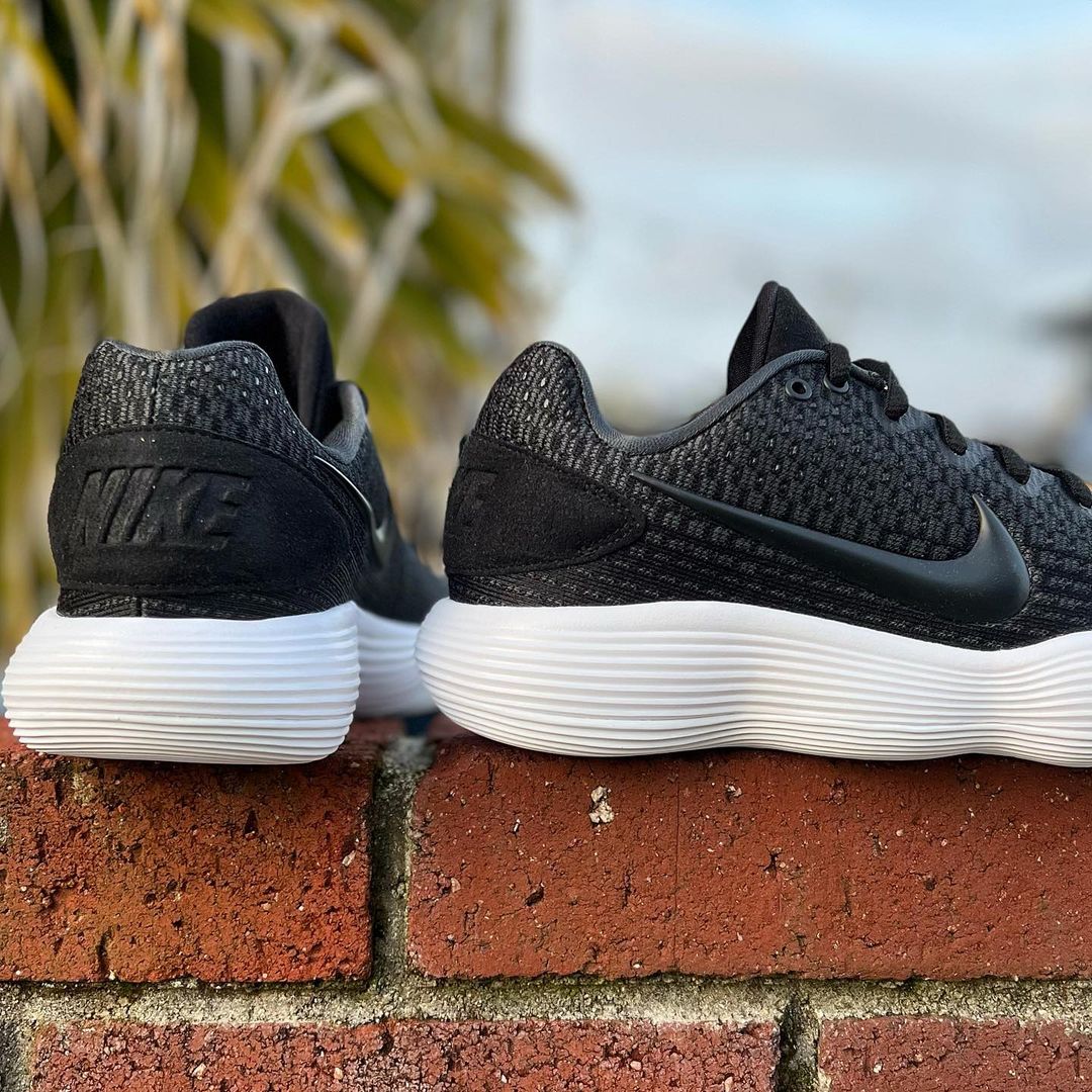 NIKE HYPERDUNK 2017 LOW EP ナイキ ハイパーダンク 2017 EPモデル