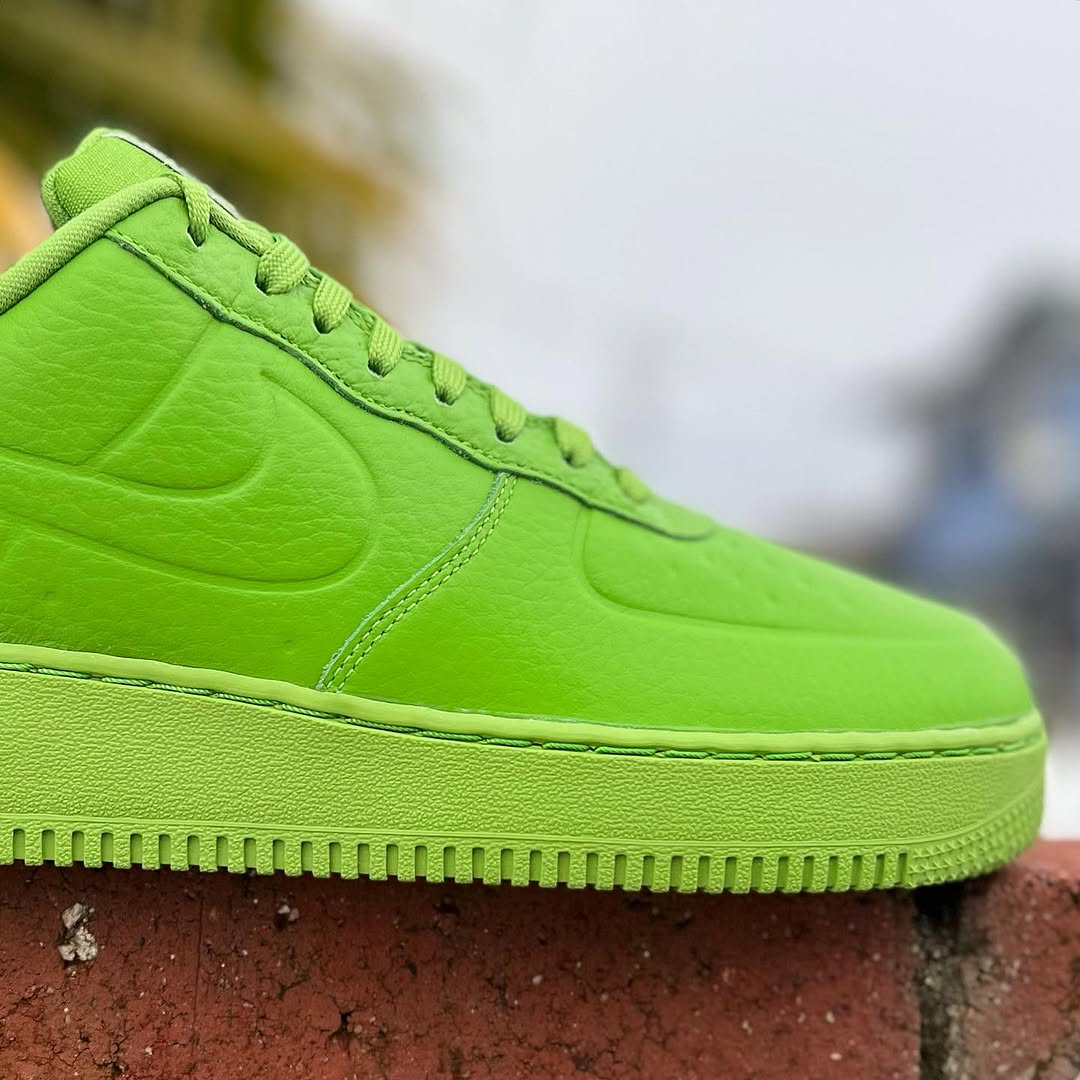 NIKE AIR FORCE 1 LOW WATERPROOF 'BRIGHT GREEN' ナイキ エア