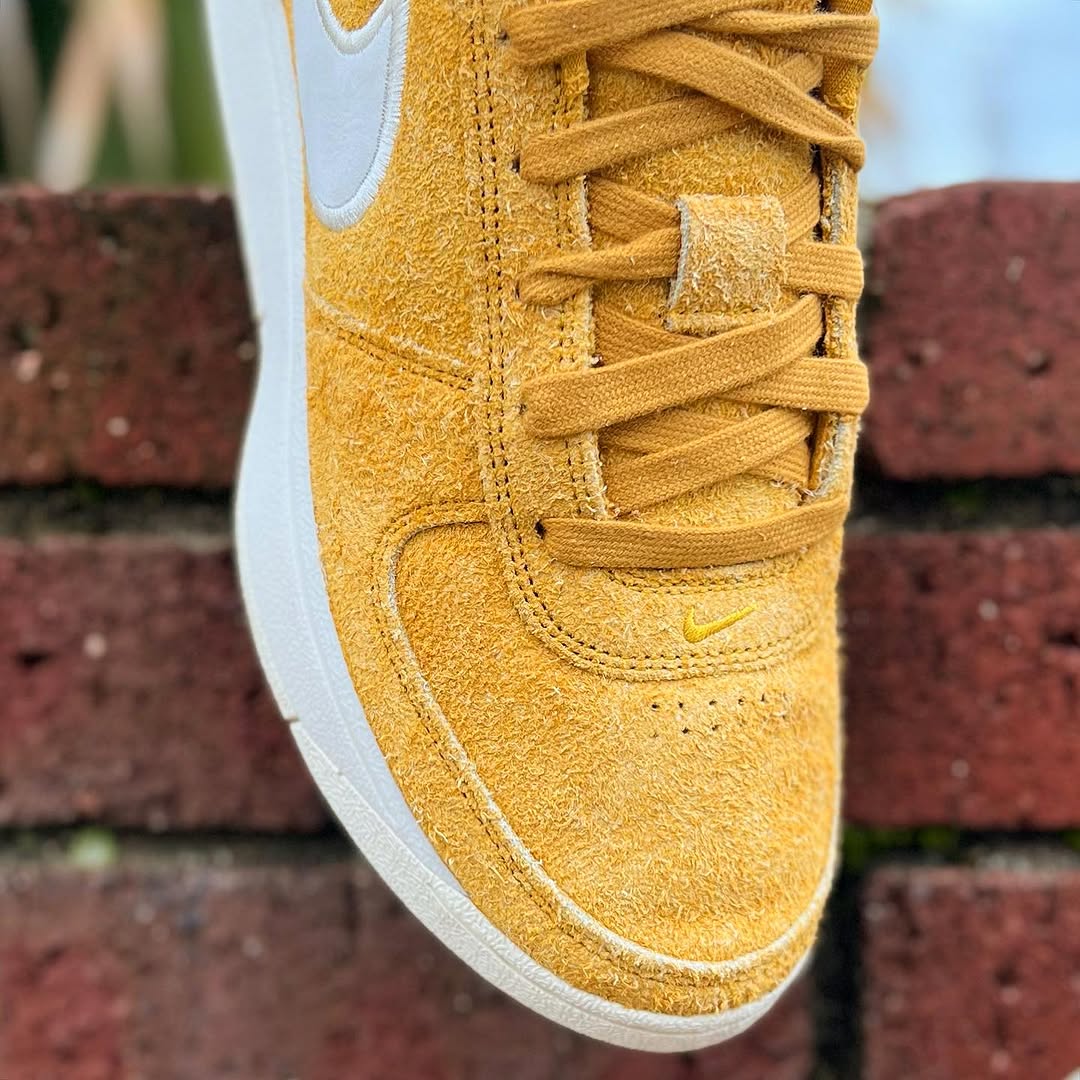 NIKE BOOK 1 'CHEVROLET GOLD LEAF' ナイキ ブック 1 シボレー 【MEN'S
