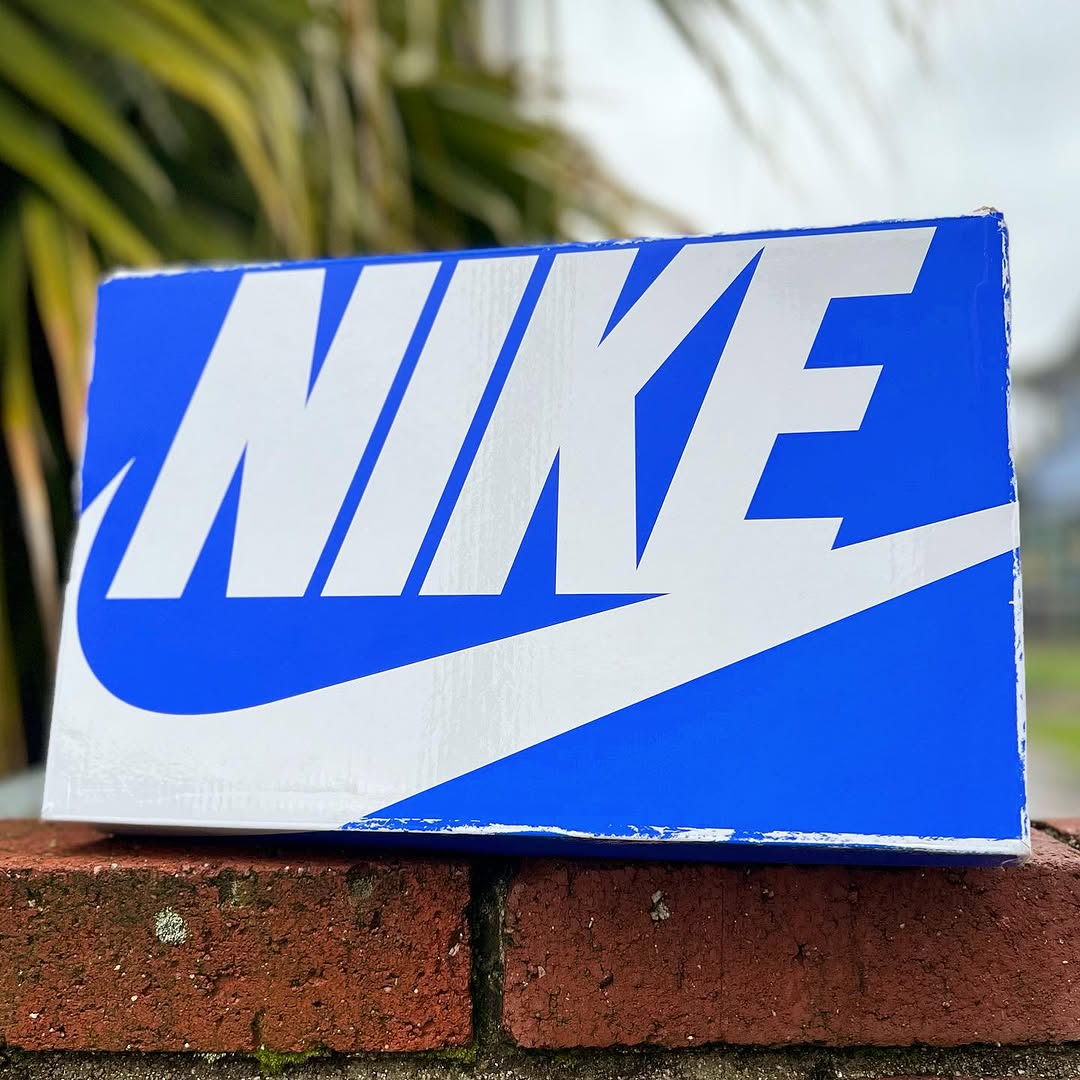 NIKE BOOK 1 'CHEVROLET GOLD LEAF' ナイキ ブック 1 シボレー 【MEN'S