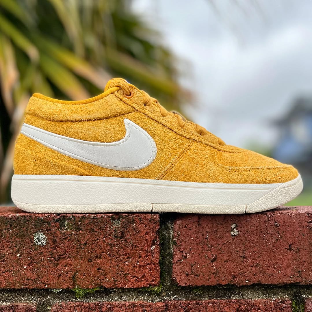 NIKE BOOK 1 'CHEVROLET GOLD LEAF' ナイキ ブック 1 シボレー 【MEN'S