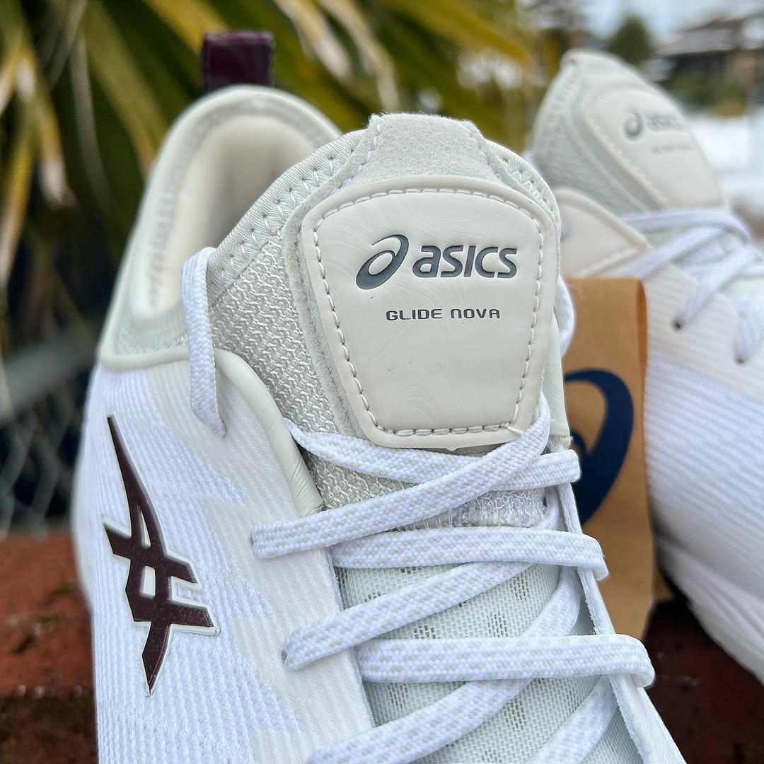 ASICS GLIDE NOVA FF 2 アシックス グライドノヴァ 【MEN'S】 white