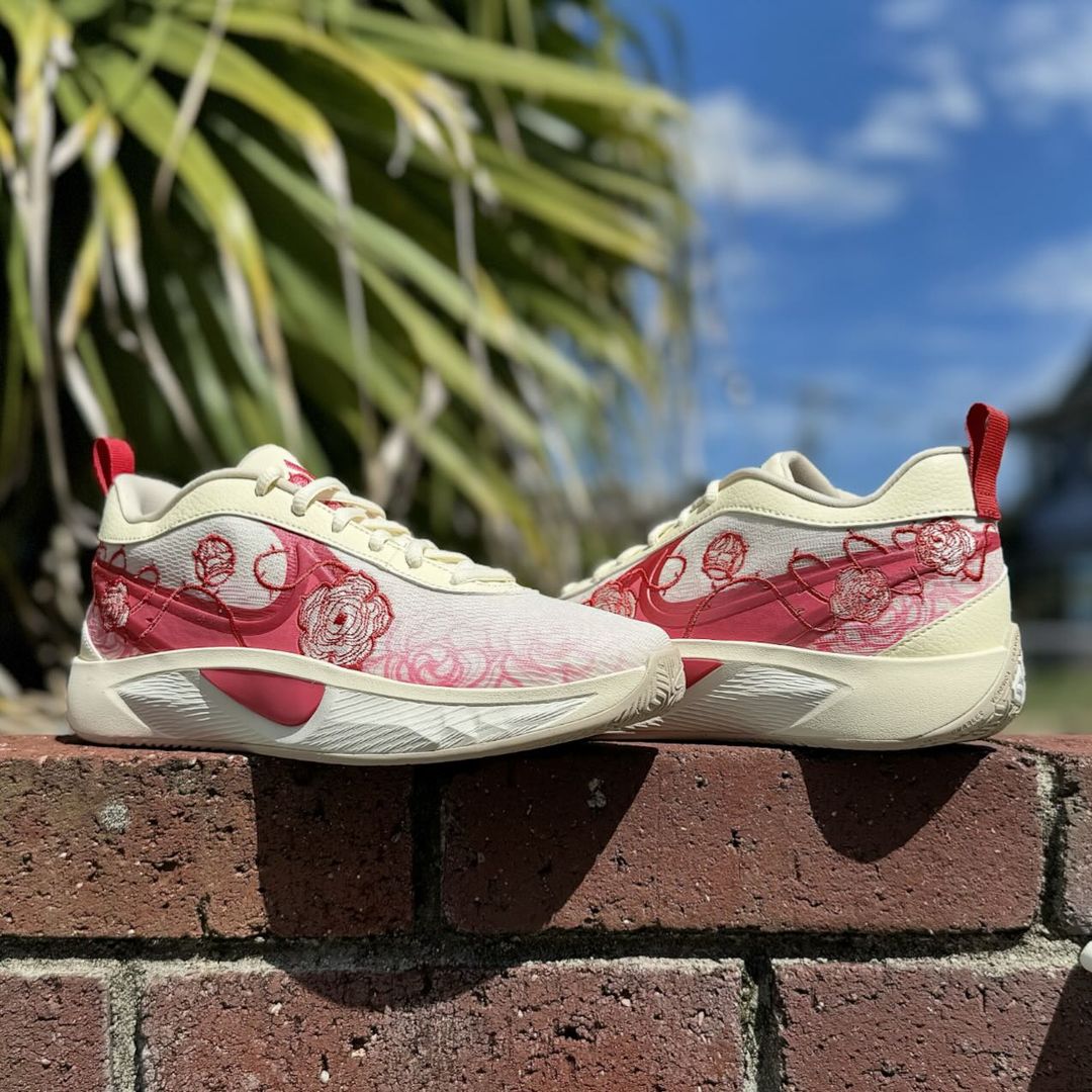 NIKE GIANNIS FREAK 6 GS 'ROSES' ナイキ ヤニス フリーク 6 ヤニス