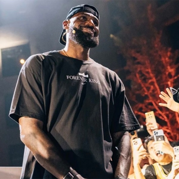 Nike the zoom LEBRON2 TシャツナイキレブロンXL