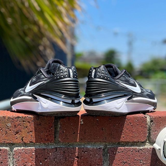 NIKE AIR ZOOM G.T. CUT 2 ナイキ エア ズーム GT カット 2 【MEN'S