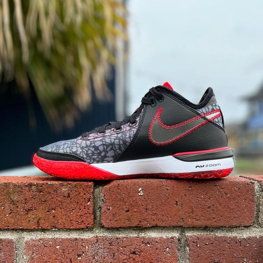 NIKE ZOOM LEBRON NXXT GEN 'BRED' ナイキ ズーム レブロン ネクスト