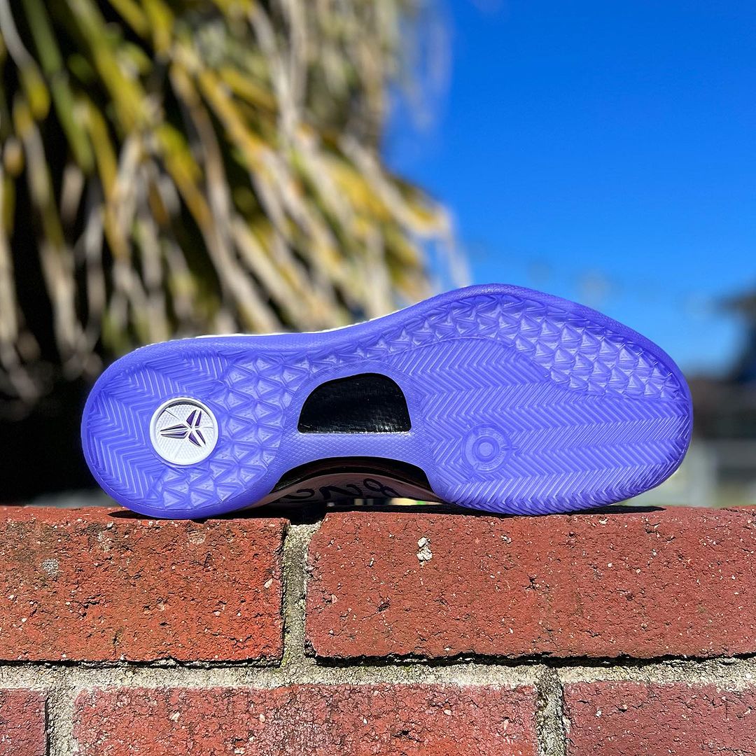 NIKE KOBE VIII PROTRO 'COURT PURPLE' ナイキ コービー 8 プロトロ