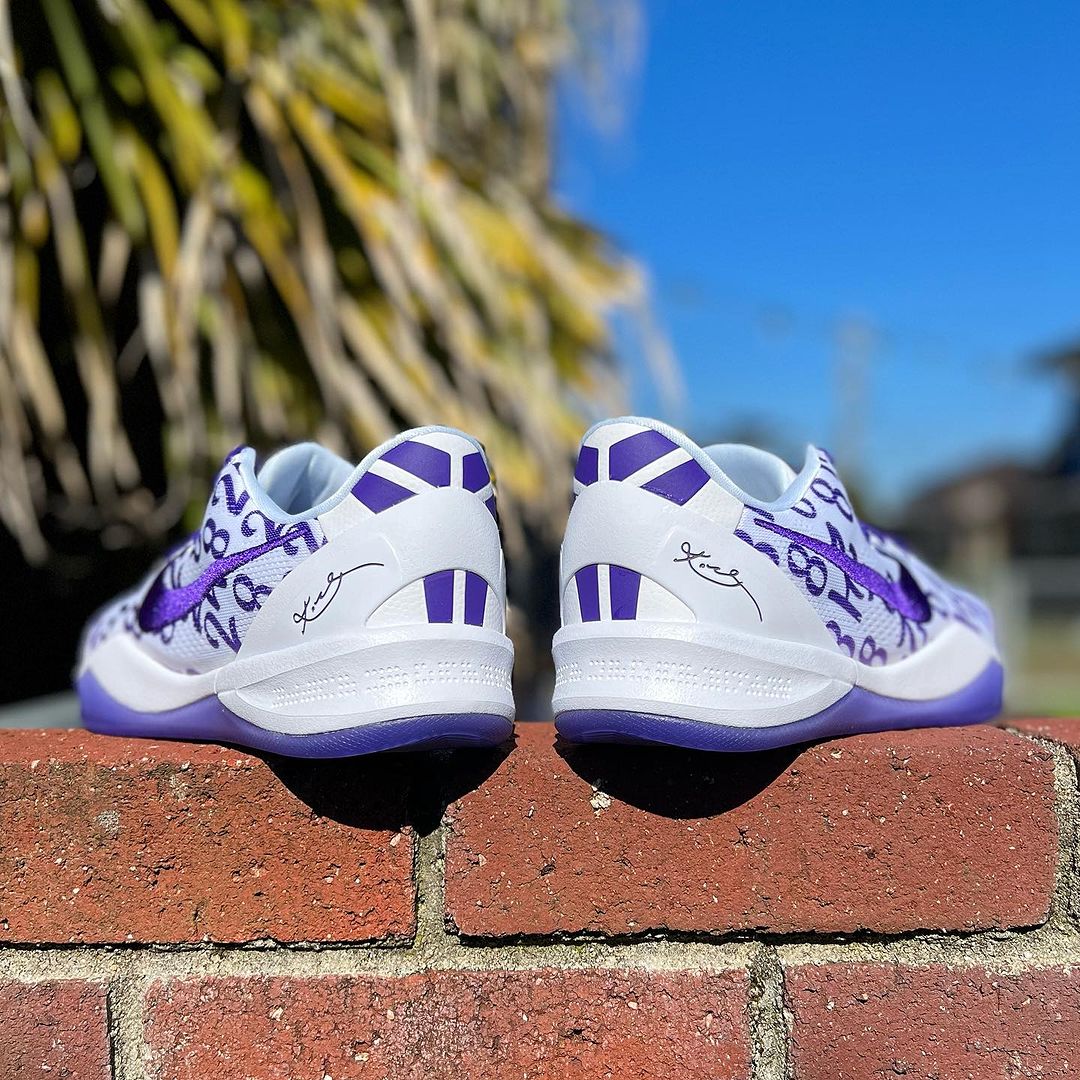 Nike Kobe8 バスケットボールシューズ ホワイト/パープル ナイキコービー8プアトロ 
