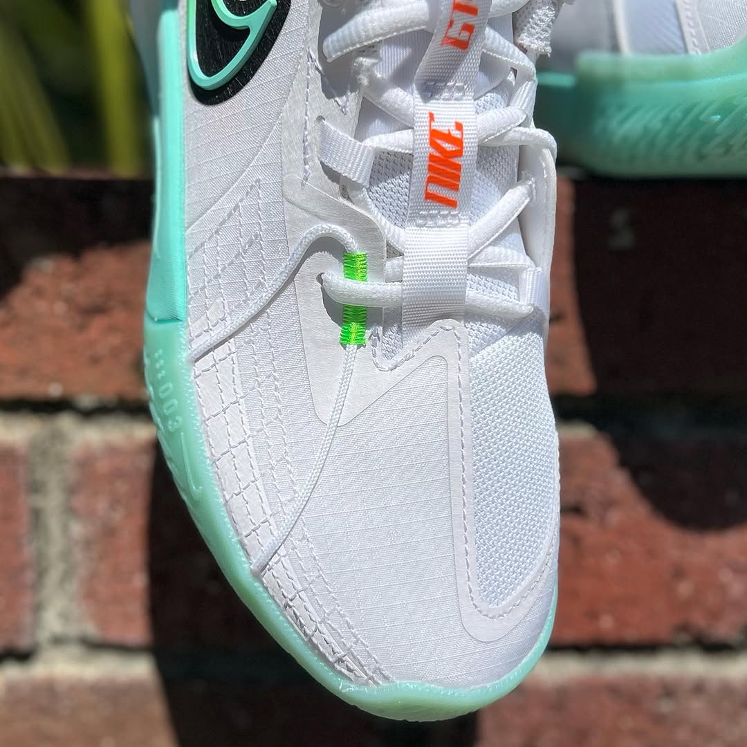 NIKE G.T. CUT 3 GS ナイキ GT カット 3 【BOY'S】 white/bleached