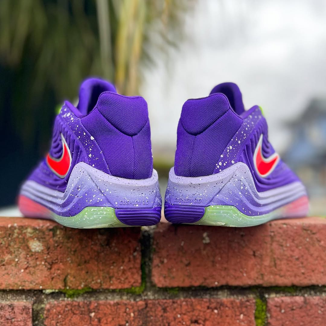 NIKE GIANNIS FREAK 7 EP　ヤニス・アデトクンボ IM5840_001_0?w=600&q=60