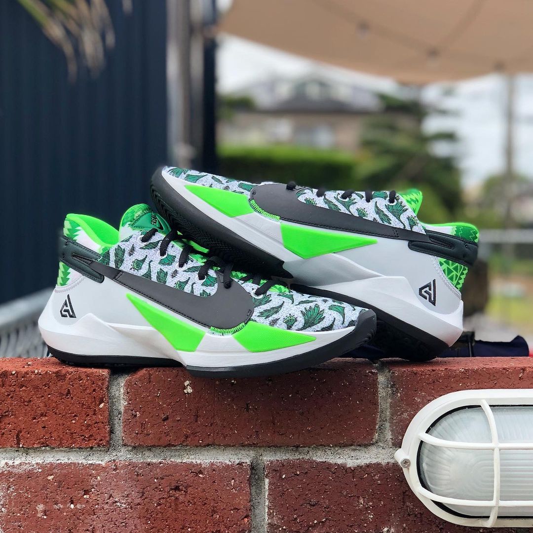 ZOOM FREAK 2 'NAIJA' ズーム フリーク 2 ヤニス アデトクンボ 【MEN'S