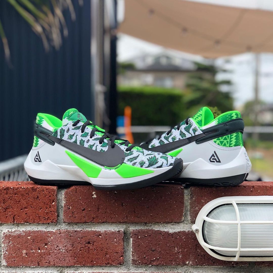 ZOOM FREAK 2 'NAIJA' ズーム フリーク 2 ヤニス アデトクンボ 【MEN'S
