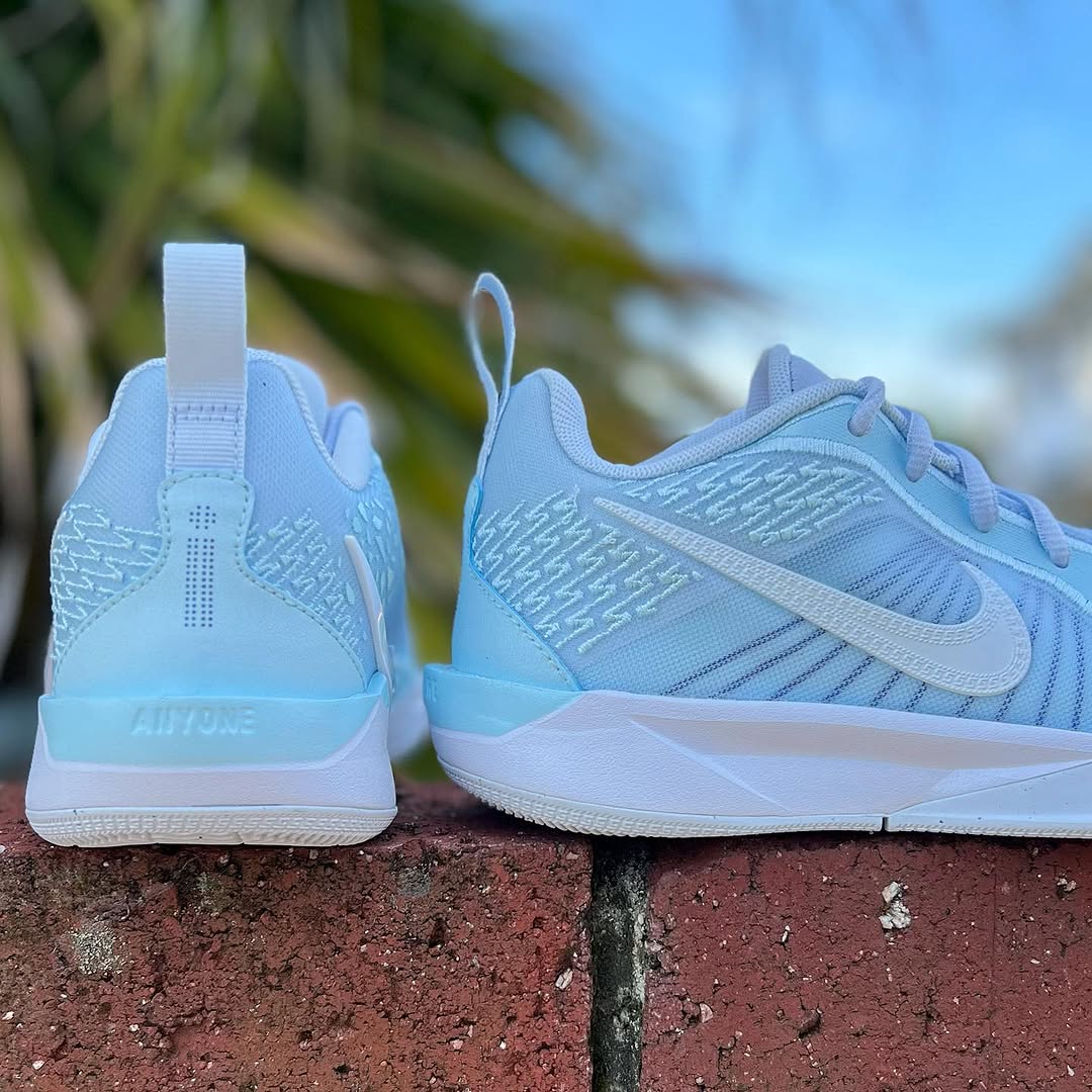 NIKE SABRINA 2 GS ナイキ サブリナ 2 キッズ ミニバス 子供