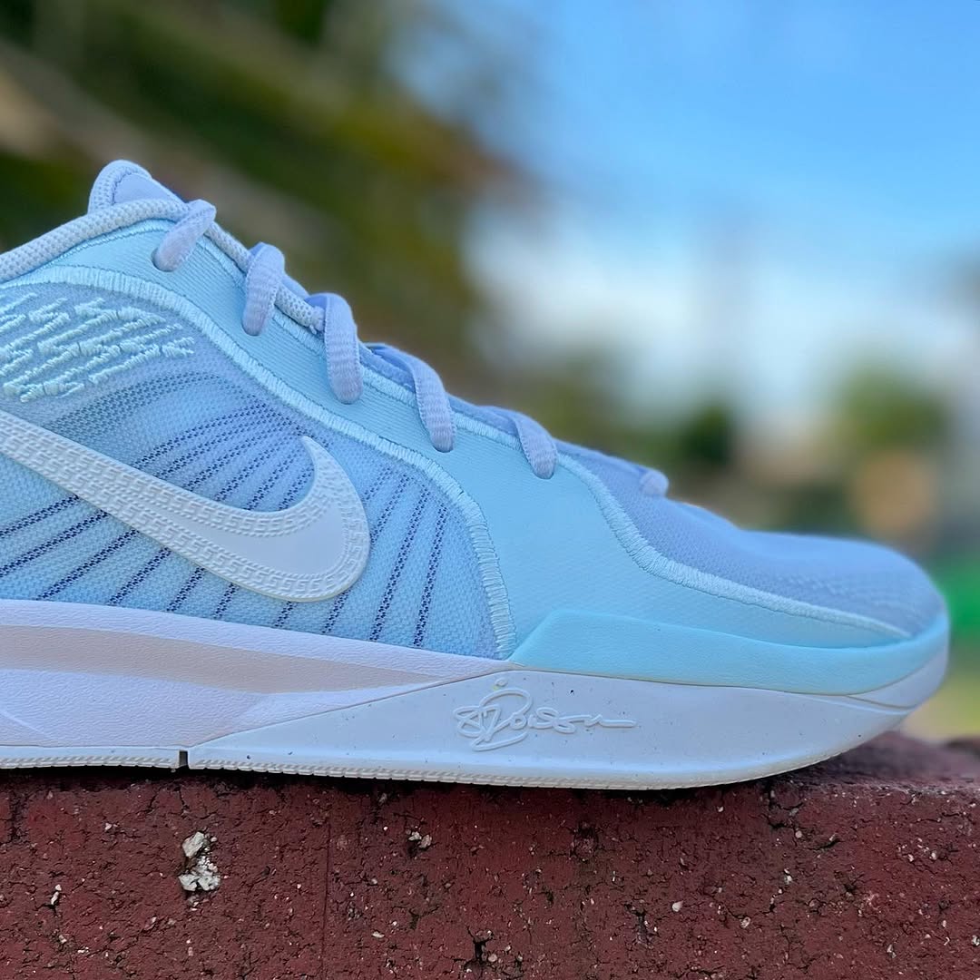 NIKE SABRINA 2 GS ナイキ サブリナ 2 キッズ ミニバス 子供