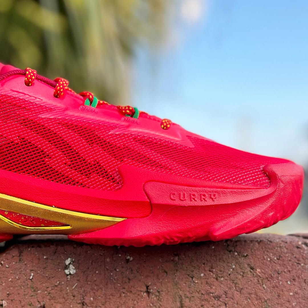 UNDER ARMOUR CURRY SERIES 7 'CHRISTMAS' アンダーアーマー カリー