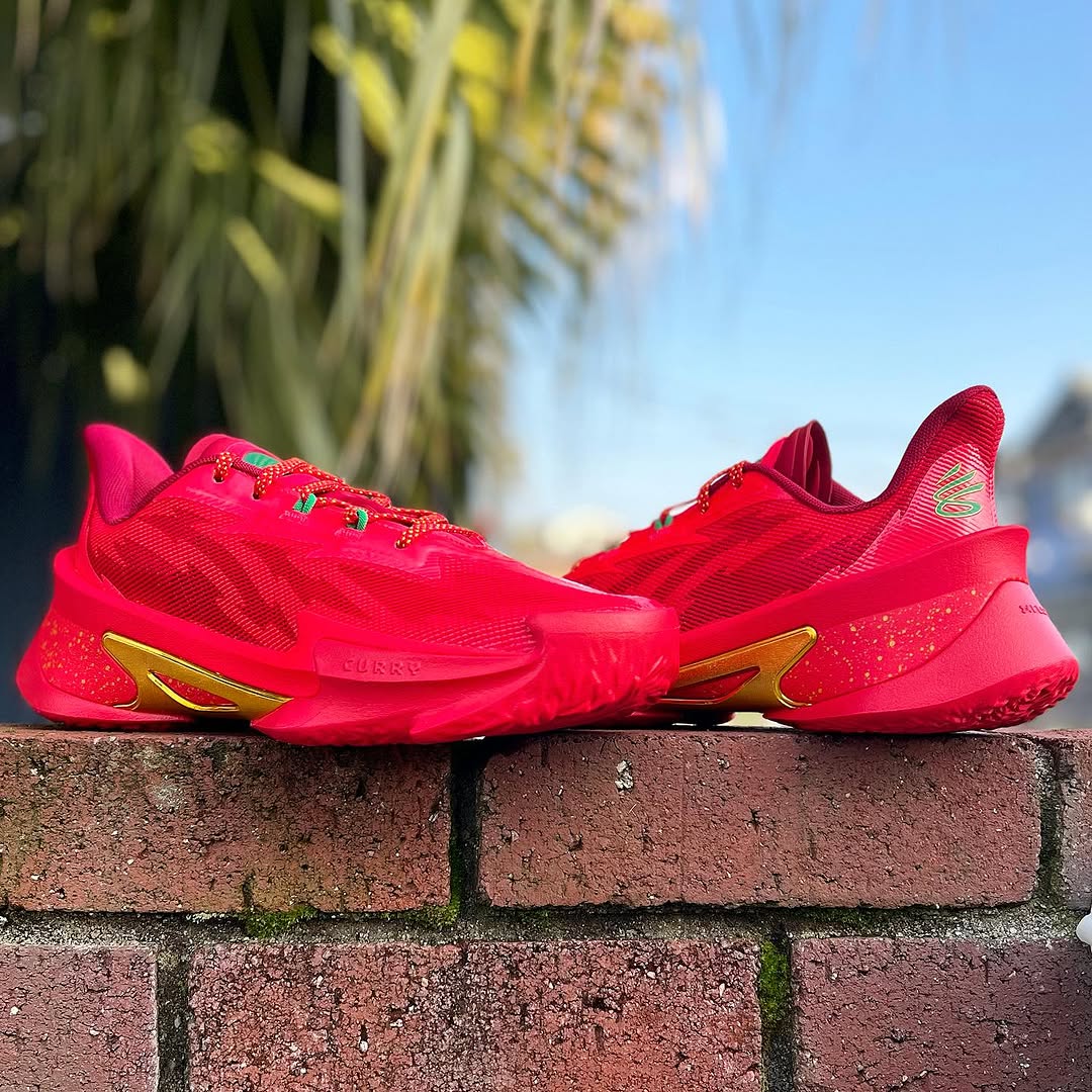 UNDER ARMOUR CURRY SERIES 7 'CHRISTMAS' アンダーアーマー カリー