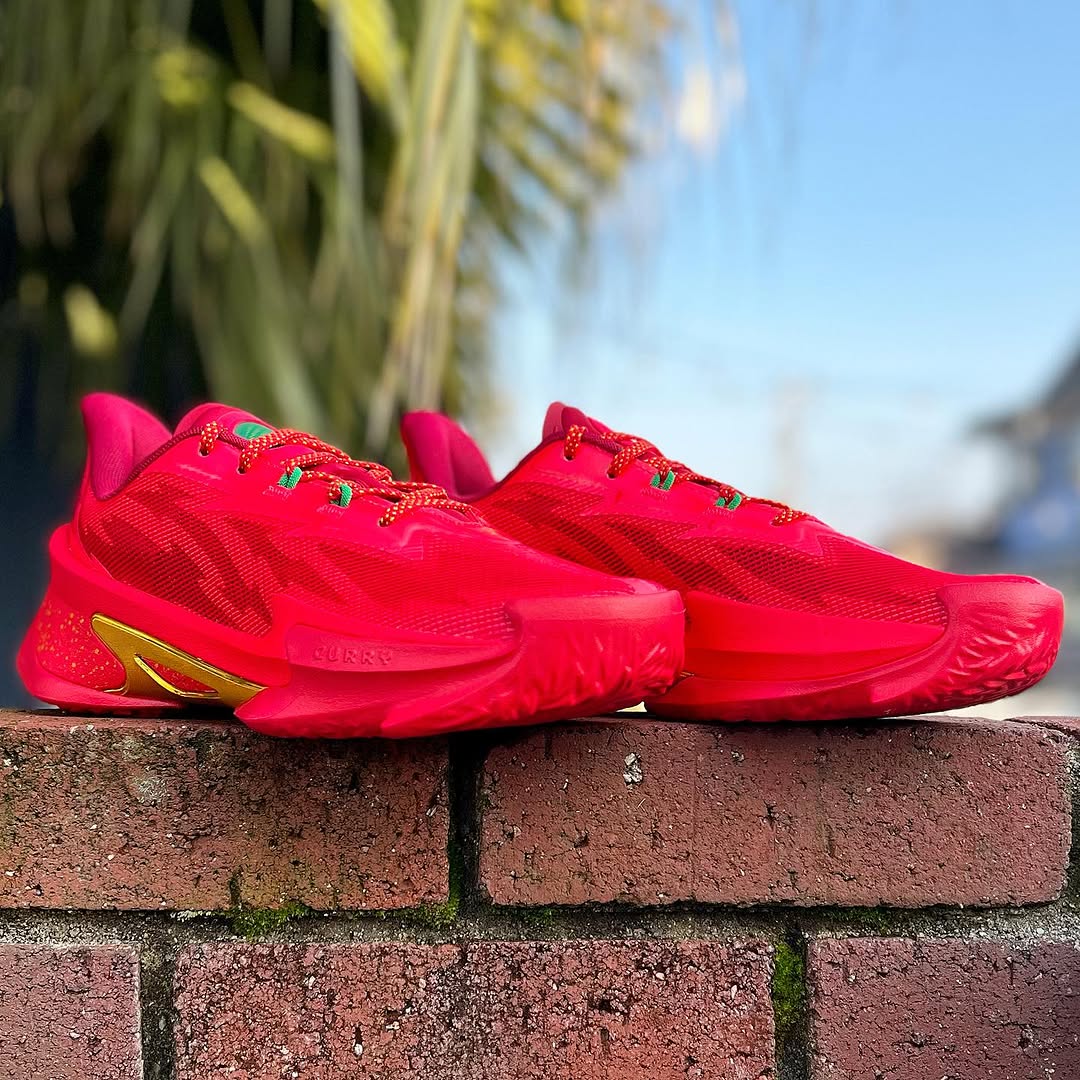 UNDER ARMOUR CURRY SERIES 7 'CHRISTMAS' アンダーアーマー カリー