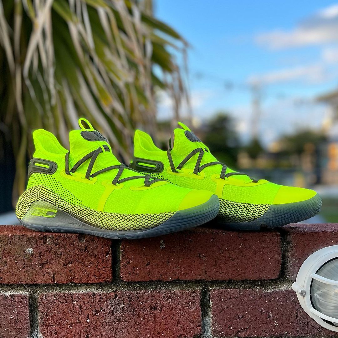 【希少】アンダーアーマーカリー6 Curry6 UNDER ARMOUR Amazon | [アンダーアーマー] メンズ バスケットシューズ カリー