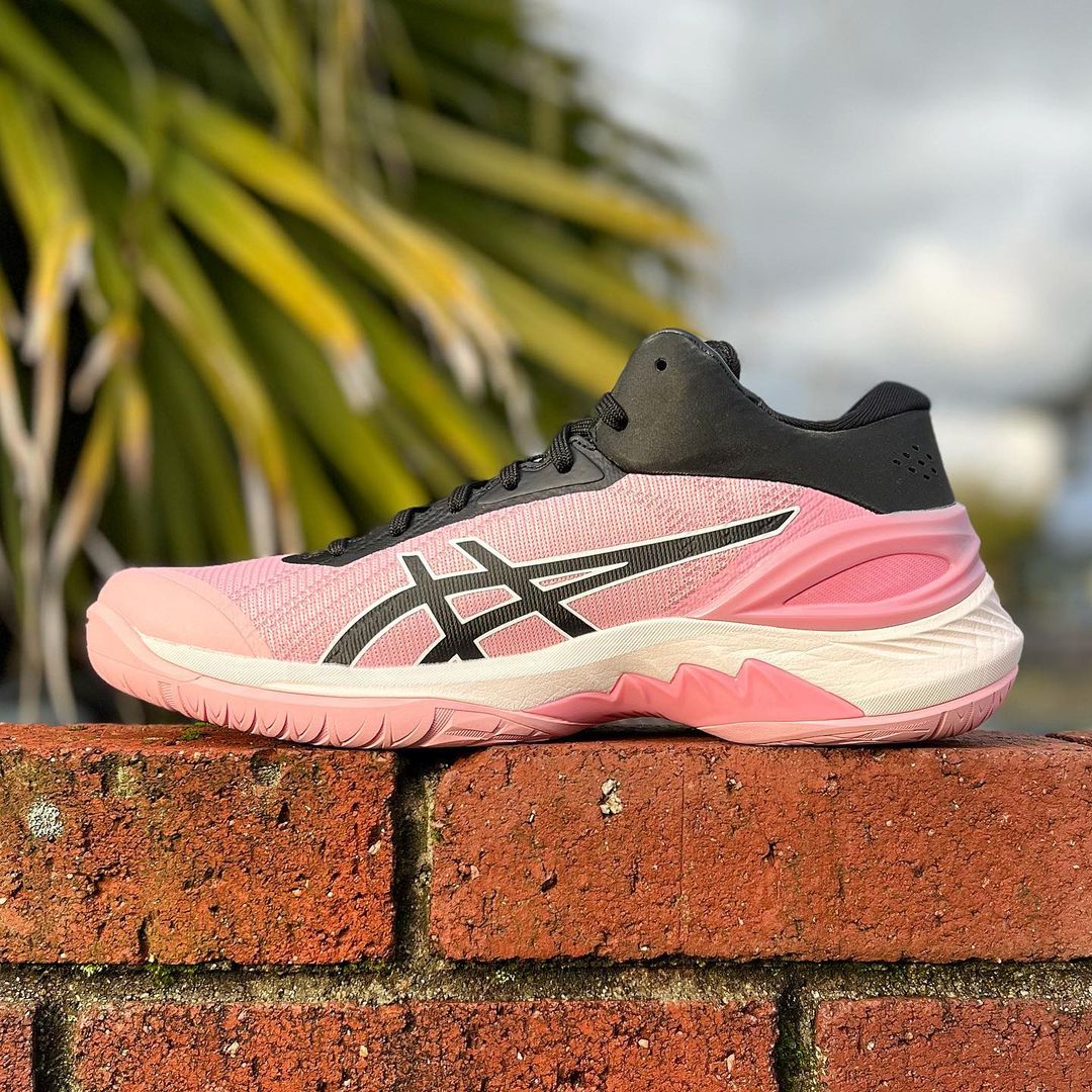 アシックス ゲルバースト28 ASICS GEL BURST 28 アシックス ゲル バースト 28 日本未発売