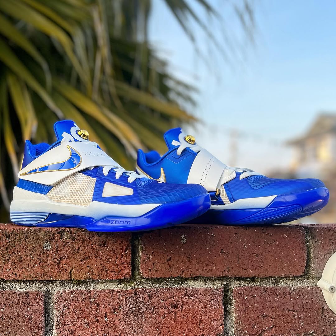 NIKE KD 4 IV 復刻版 ナイキ ゲビンデュラント バッシュ 29.5 NIKE KD 4 IV 復刻版 ナイキ ゲビンデュラント バッシュ 29.5 NIKE KD