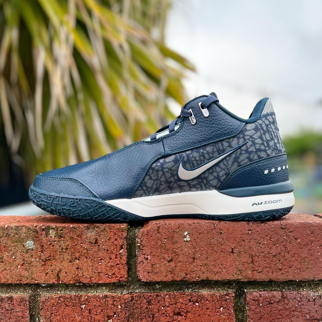 NIKE ZOOM LEBRON NXXT GEN AMPD ナイキ ズーム レブロン ネクスト